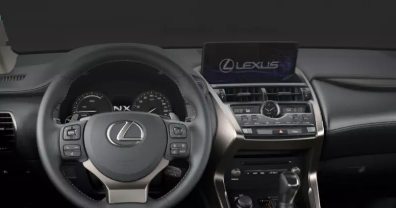 noleggio a lungo termine Lexus NX Hybrid